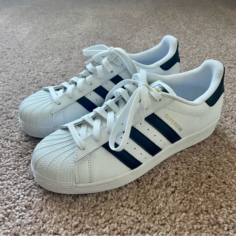 NWOT Adidas Superstar Shoes Women’s Size 8.5